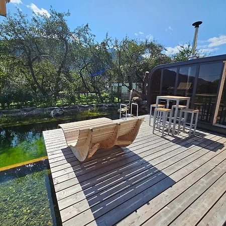 In Bramberg With Natural Pond 펜션 *