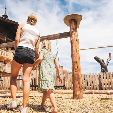 In Bramberg With Natural Pond 펜션 *